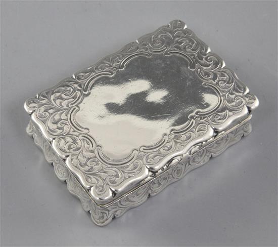 A Victorian silver snuff box, by Edward Smith, Length 73mm Weight 2.9oz/93grms